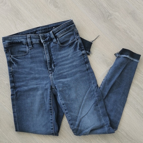 American eagle super stretch high-waisted jeans - Picture 1 of 3